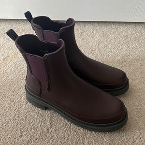 BNWOT Hunter Boots